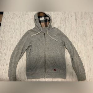 Authentic men’s Burberry zip up jacket. Size large. Color gray.